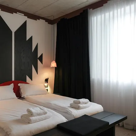 Hotel Bazaar Center Tirana