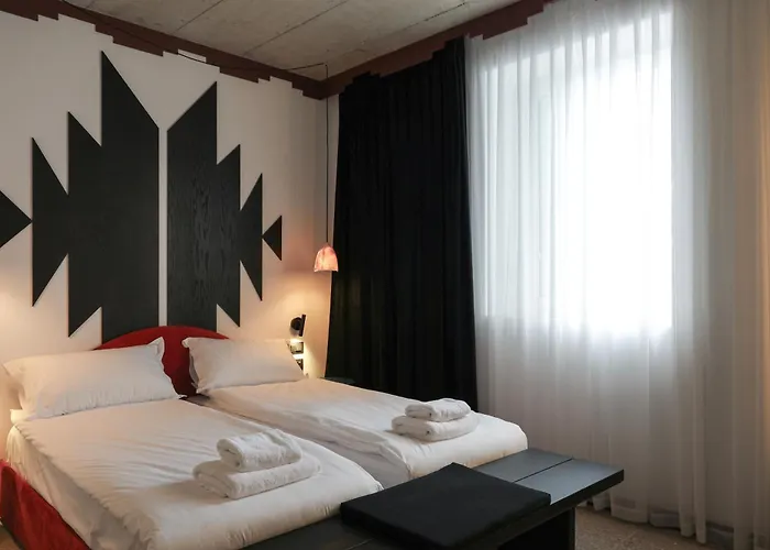 Hotel Bazaar Center Tirana