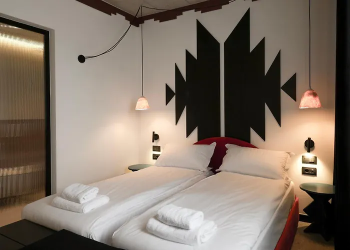 Bazaar Center Hotel 4*