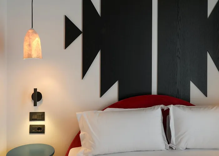 Bazaar Center Hotel Tirana