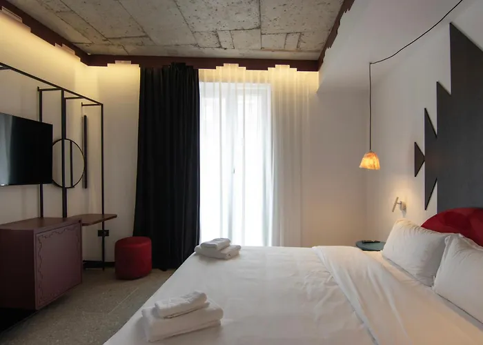 Hotel Bazaar Center Tirana