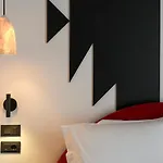 Отель Bazaar Center 4*
